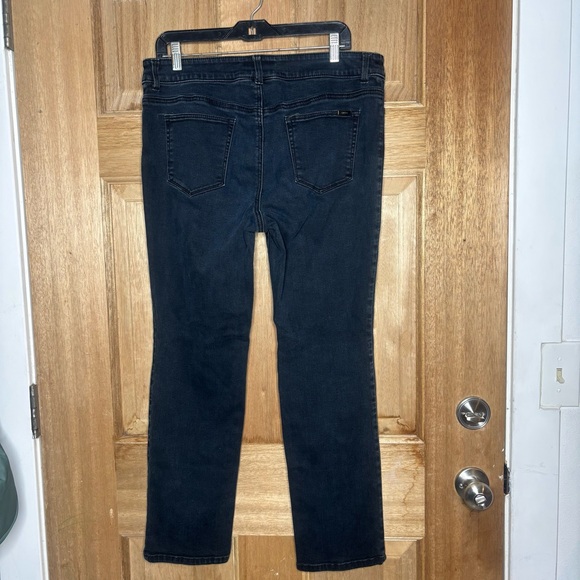 Chico's Women's Dark Blue Straight Leg Jeans size 2 - Picture 6 of 6